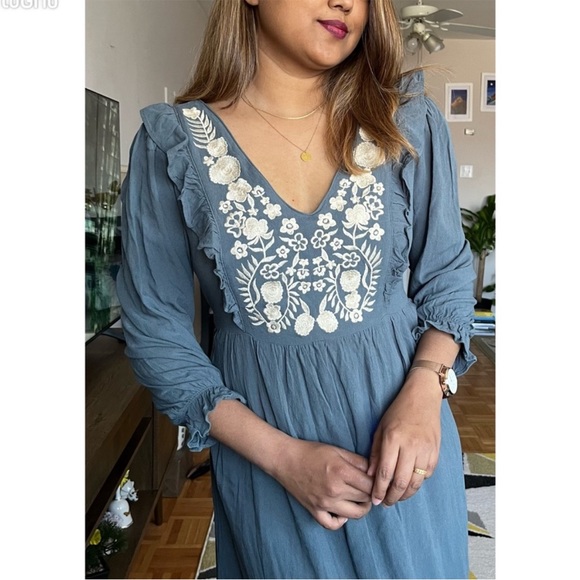 Gorgeous boho embroidered dress - Picture 5 of 11